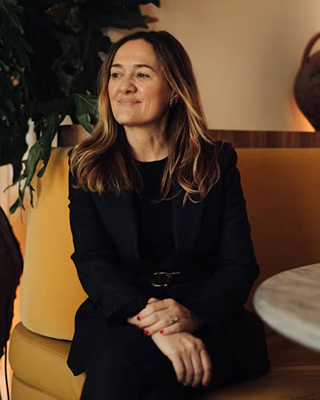 Pilar Lobato